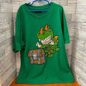 Minecraft boys shirt size M